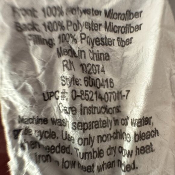 Disney Minnie Mouse Purple Blanket/Throw - 41" x 55 1/2" - Picture 5 of 5